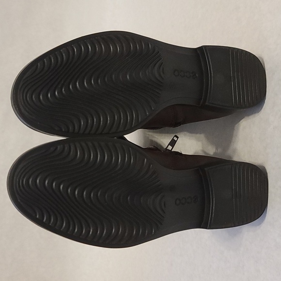 ECCO Women's Chocolate Nubuck Leather Tall Boots (Sz 6.5) - Picture 7 of 11